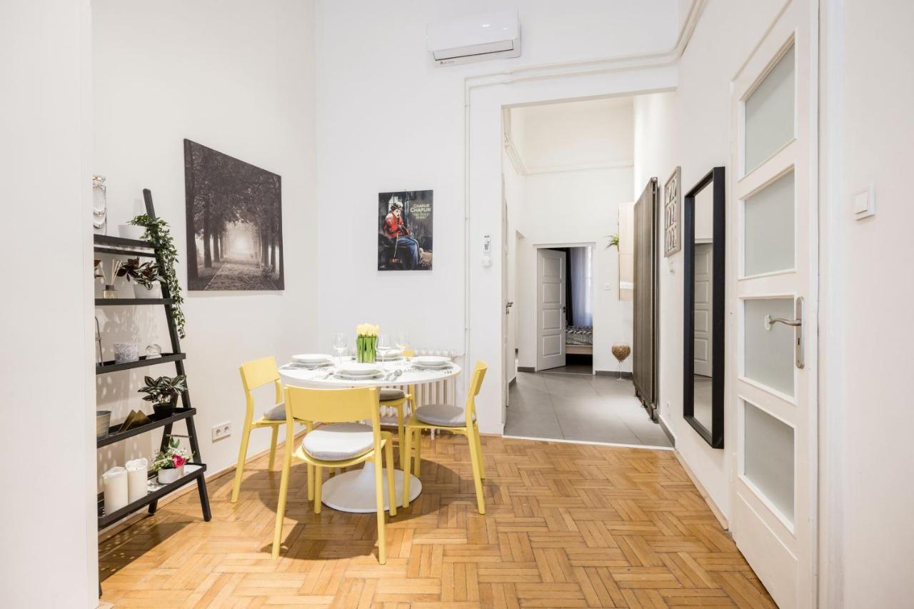 Elegant Apartment In Super Central Location Budapest Extérieur photo